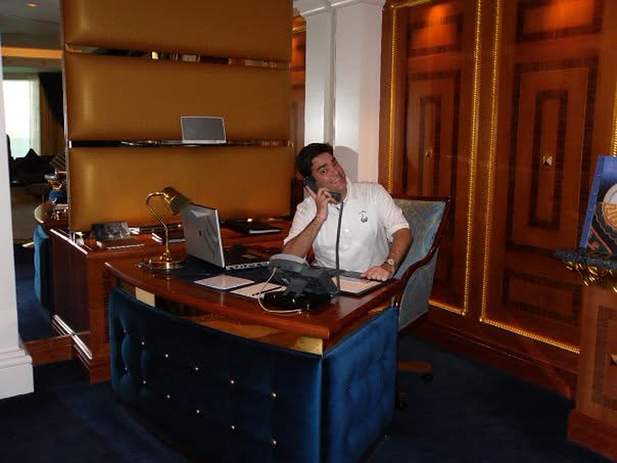 Presidential Suite Desk